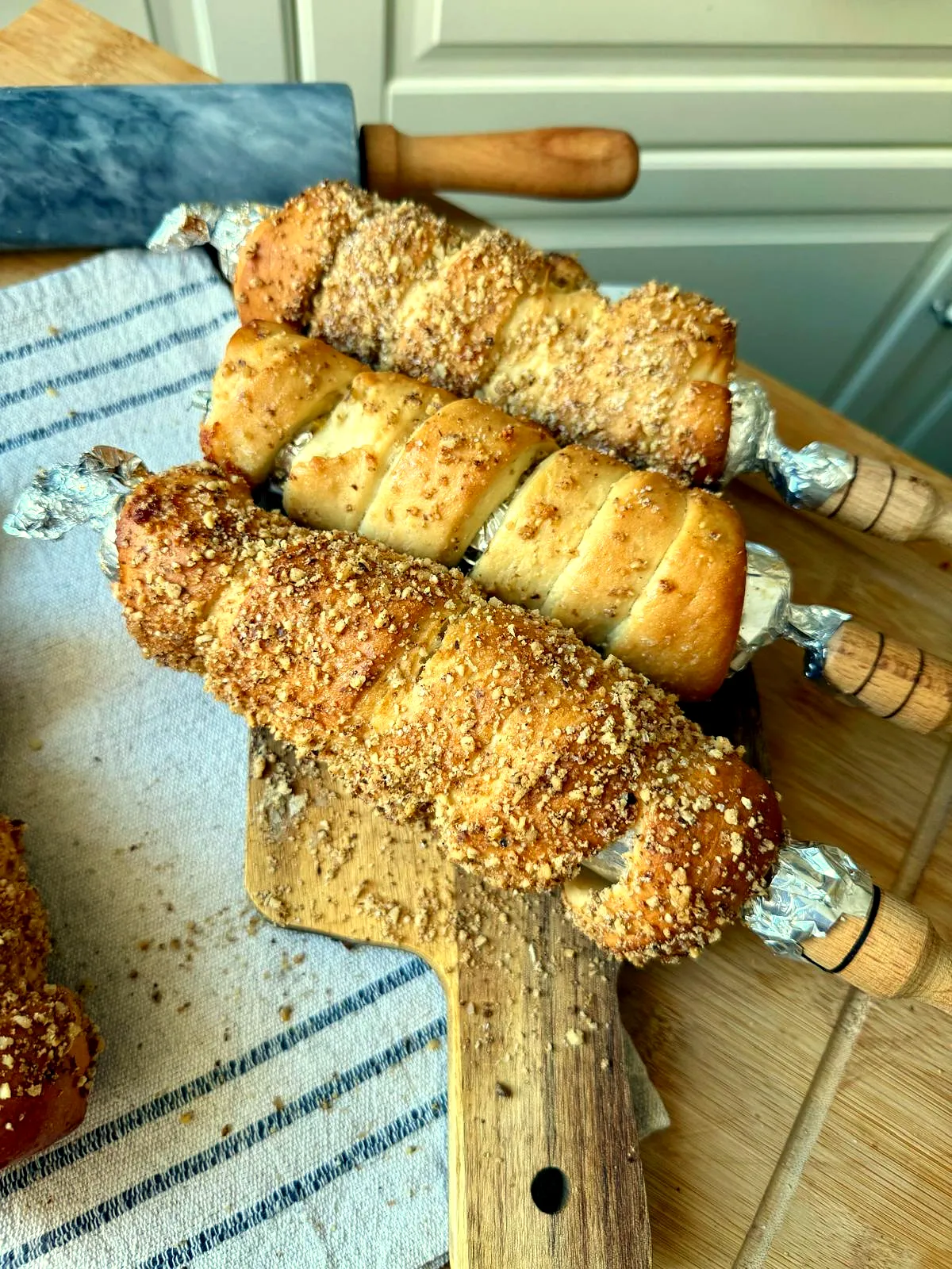 Kürtőskalács de Casă – Bucuria Vacanțelor în Bucătăria Noastră 🥨✨