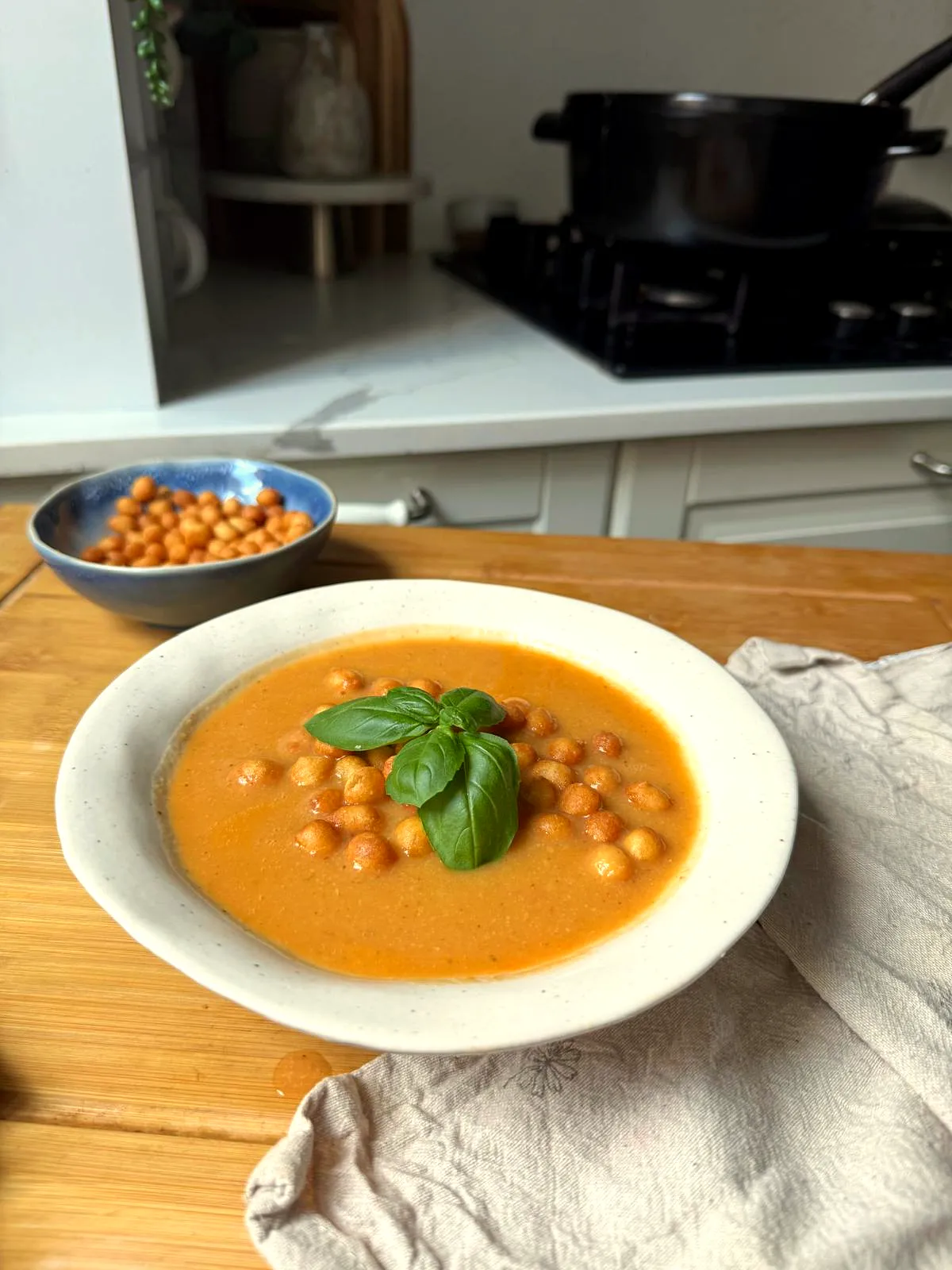 Supă Cremă de Legume cu Conopidă și Năut fină și catifelată