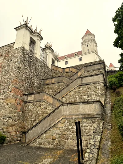 Bratislava: O zi printre castele, găluște tradiționale și înghețată