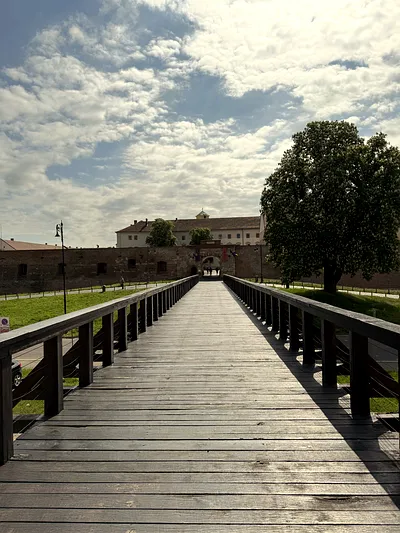 Oradea: Marea Finală – Art Nouveau, Ape Termale și Cetăți Istorice